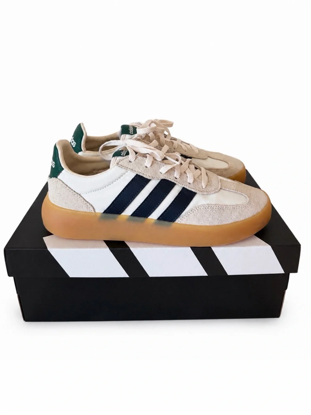 adidas Barreda Decode J unisex Low-Top Suede Leather Sneakers, US 5.5 new